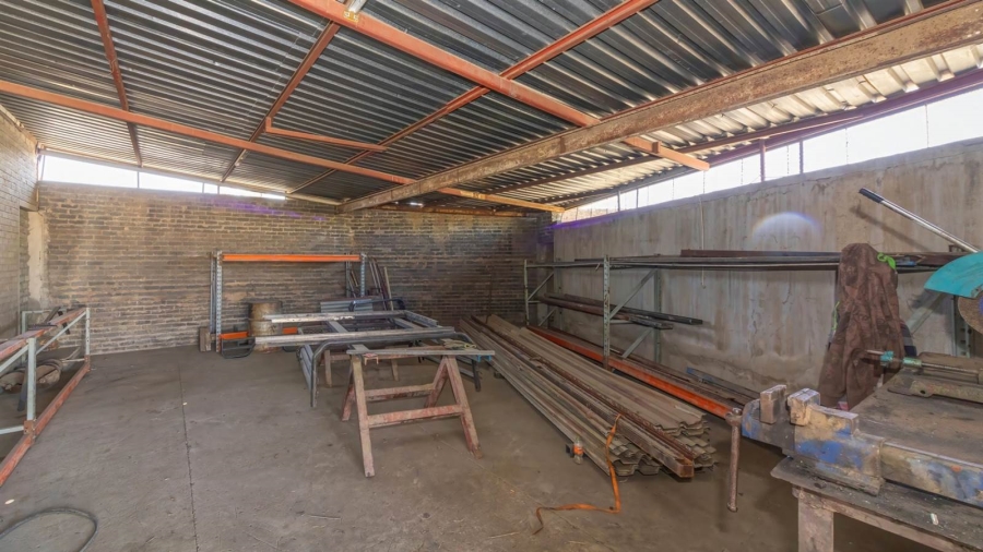 To Let  Bedroom Property for Rent in Kroonstad Industrial Free State